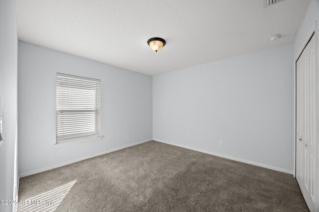 Building Photo - 2772 Bluff Estate Way