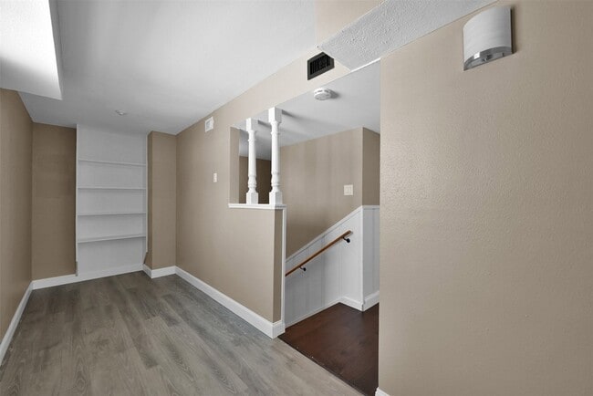 Building Photo - 416 Milwaukee St