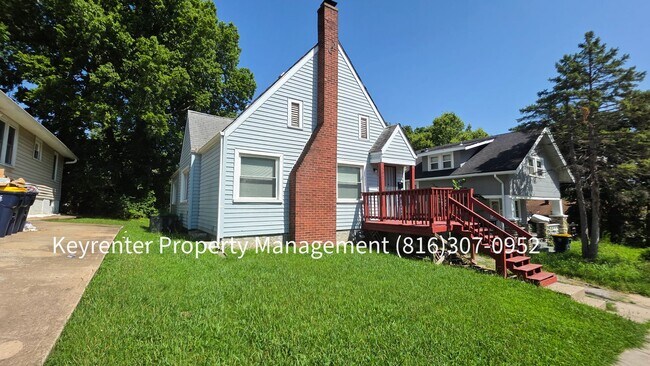 Building Photo - 3 Bed, 1 Bath Home Ready For Move-In!