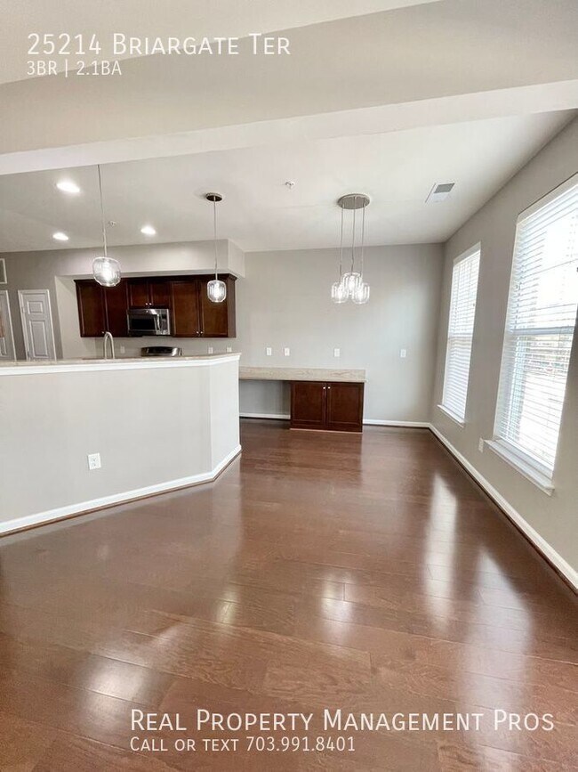 Building Photo - 25214 Briargate Terrace