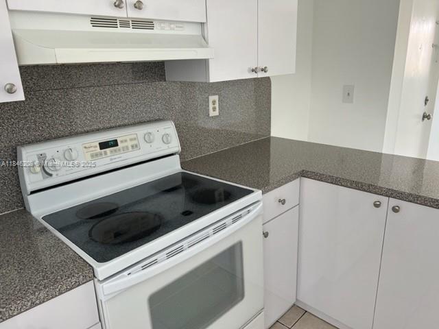 Building Photo - 2780 W 61st St