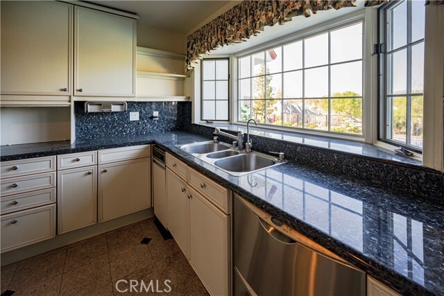 Building Photo - 32385 Lake Pleasant Dr