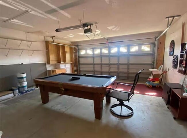 Building Photo - 622 Eagle Pointe S