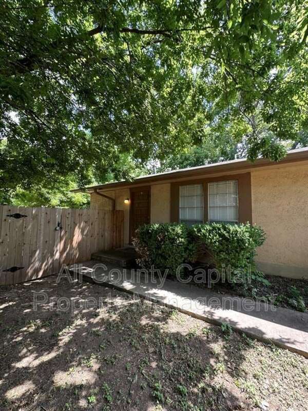 Building Photo - 7709 Meadowview Ln