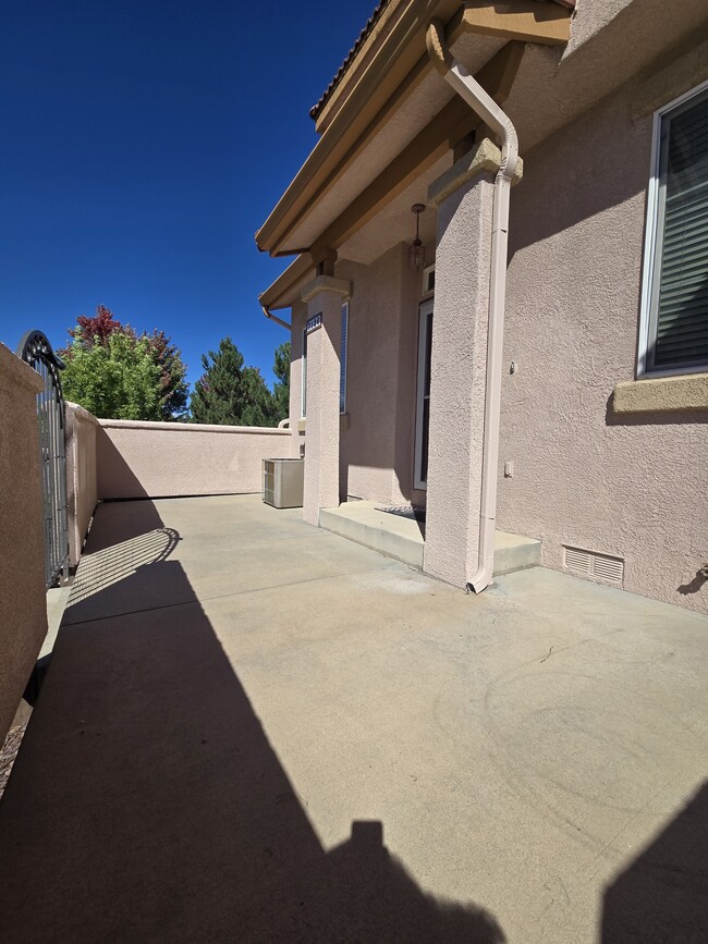 Building Photo - 7126 Sand Crest View