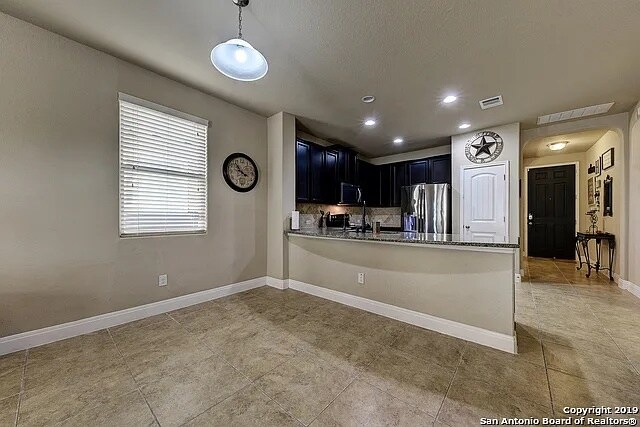 Building Photo - 2539 Gato Del Sol