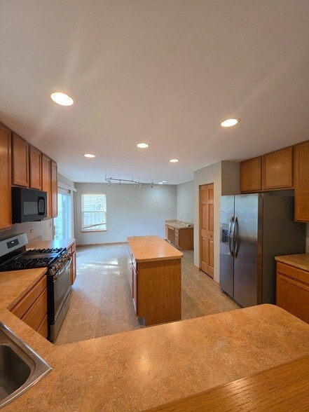 Building Photo - 1333 Cape Cod Ln