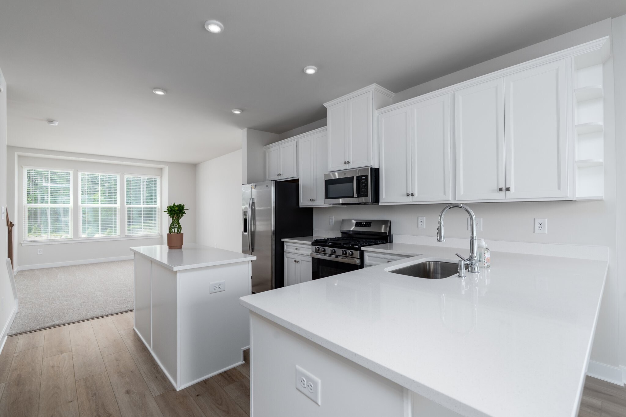 Building Photo - 12833 Red Clover Wy