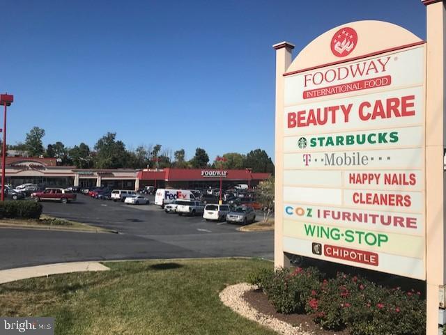 Building Photo - 5915 85th Ave