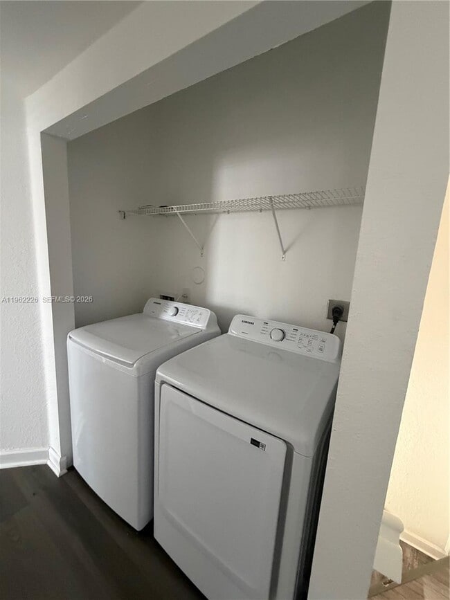 Building Photo - 24532 SW 110th Ave