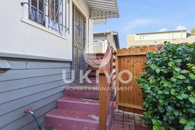 Building Photo - 2955 California St