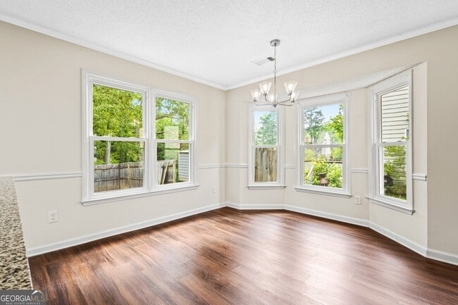 Building Photo - 7973 Woodlake Dr