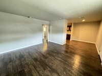 Building Photo - 2911 Observation Dr