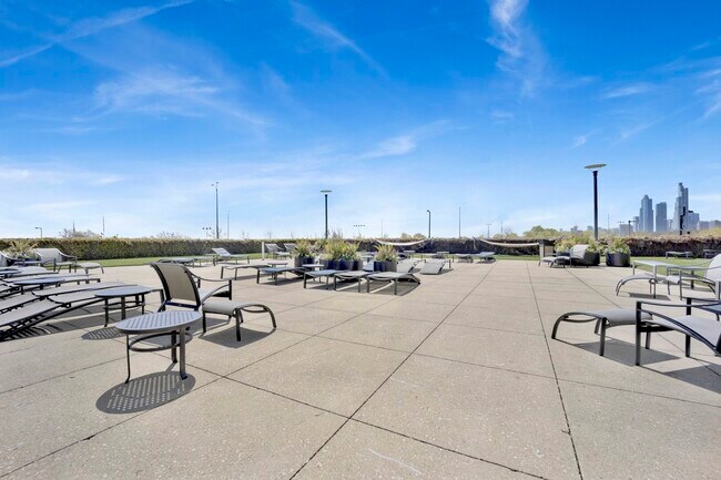 Building Photo - 155 N Harbor Dr