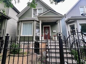 Building Photo - 2936 N Dawson Ave