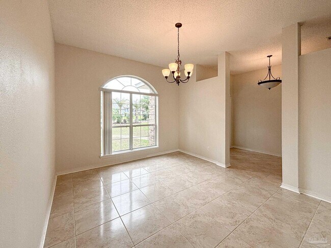 Building Photo - 9639 Westgate Cir