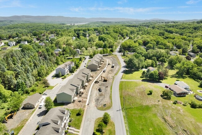 Building Photo - 75 Hudson Cir