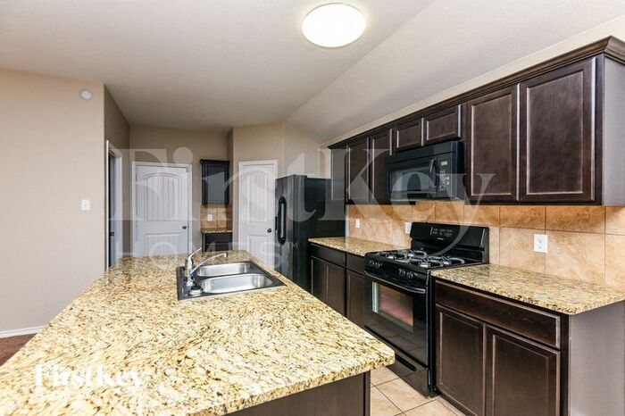 Building Photo - 5152 Grayson Ridge Dr