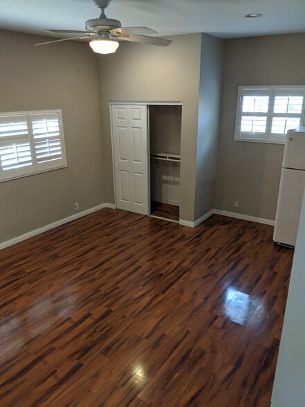 Building Photo - 8630 Stanmoor Dr