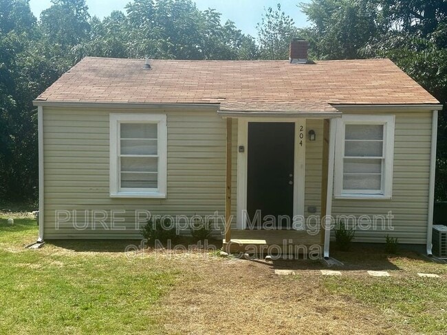 Primary Photo - 204 Bookington Dr