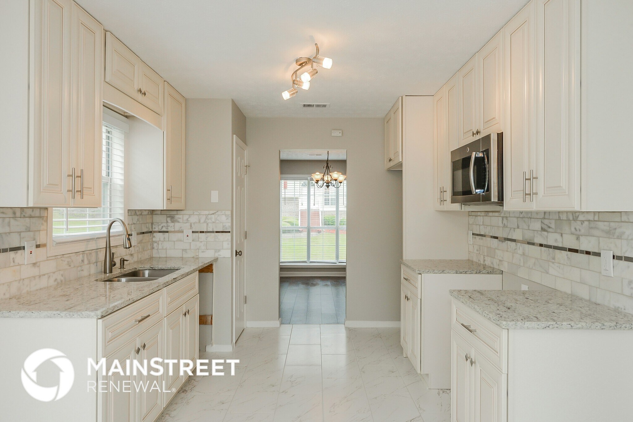 Building Photo - 2580 Riverwood Spring