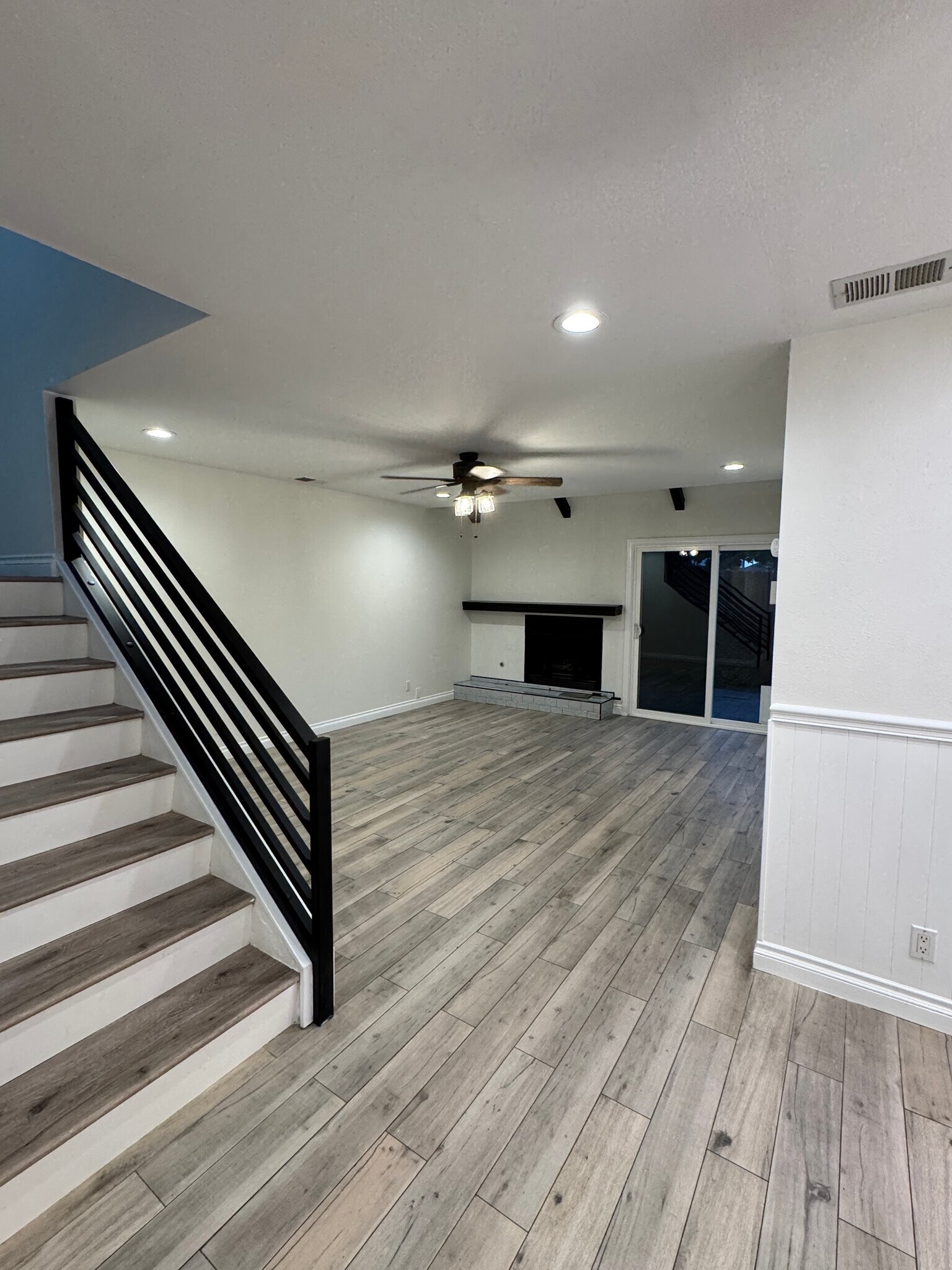 Building Photo - 2620 Elden Ave