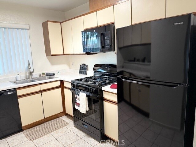 Building Photo - 79661 Ave 42