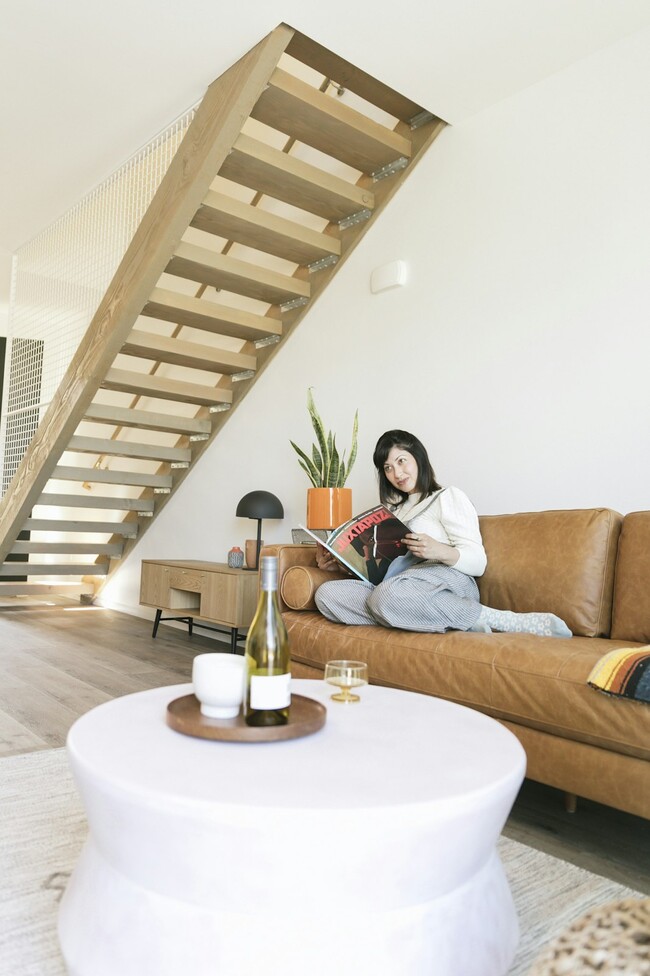 Building Photo - 3732 10th Ave