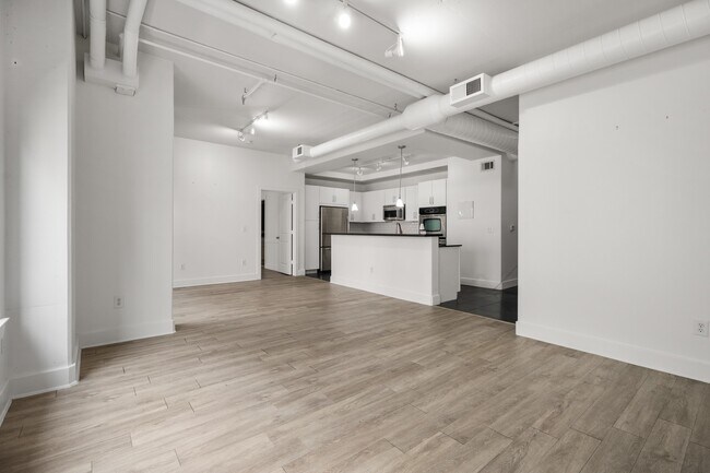 Building Photo - 1901 Post Oak Blvd