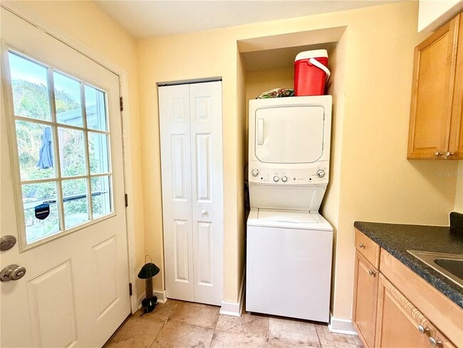 Building Photo - 4908 27th Ave S