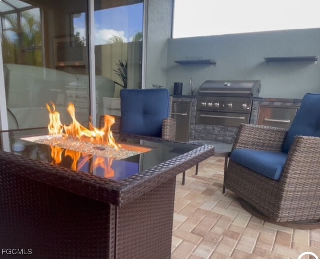 Building Photo - 10543 Severino Ln