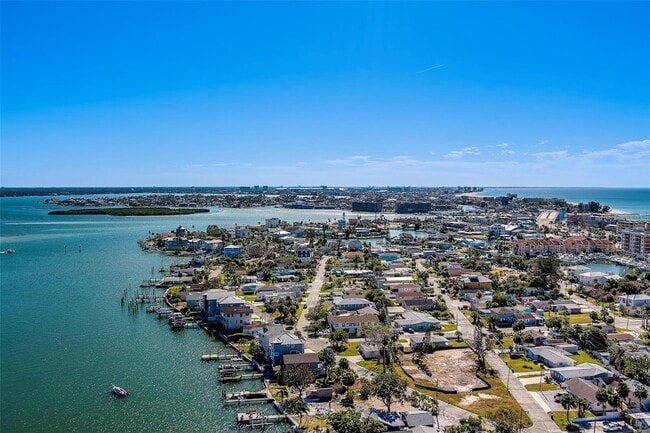 Building Photo - 13248 4th St E