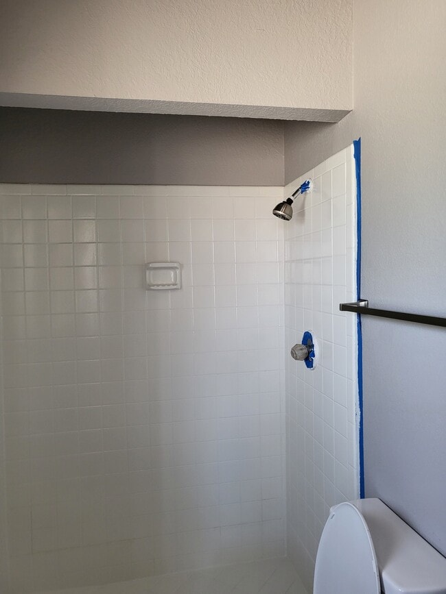 Building Photo - 1517 Prado Del Sol Dr