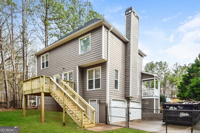 Building Photo - 3 Dene Dr