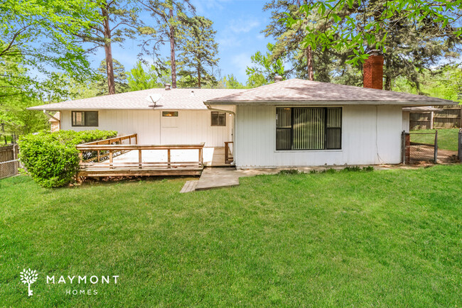 Building Photo - Lovely 3 Bedroom 2 Bathroom Home in Benton