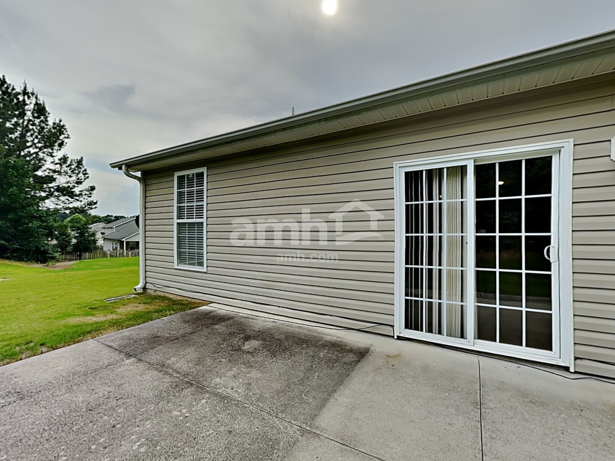 Building Photo - 16 Greenbranch Way