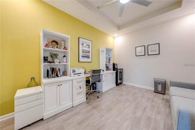 Building Photo - 5301 Amersham Ln