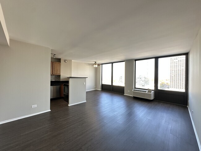 Building Photo - 4334 N Hazel St