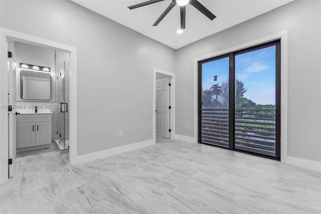 Building Photo - 1962 NW 107th St