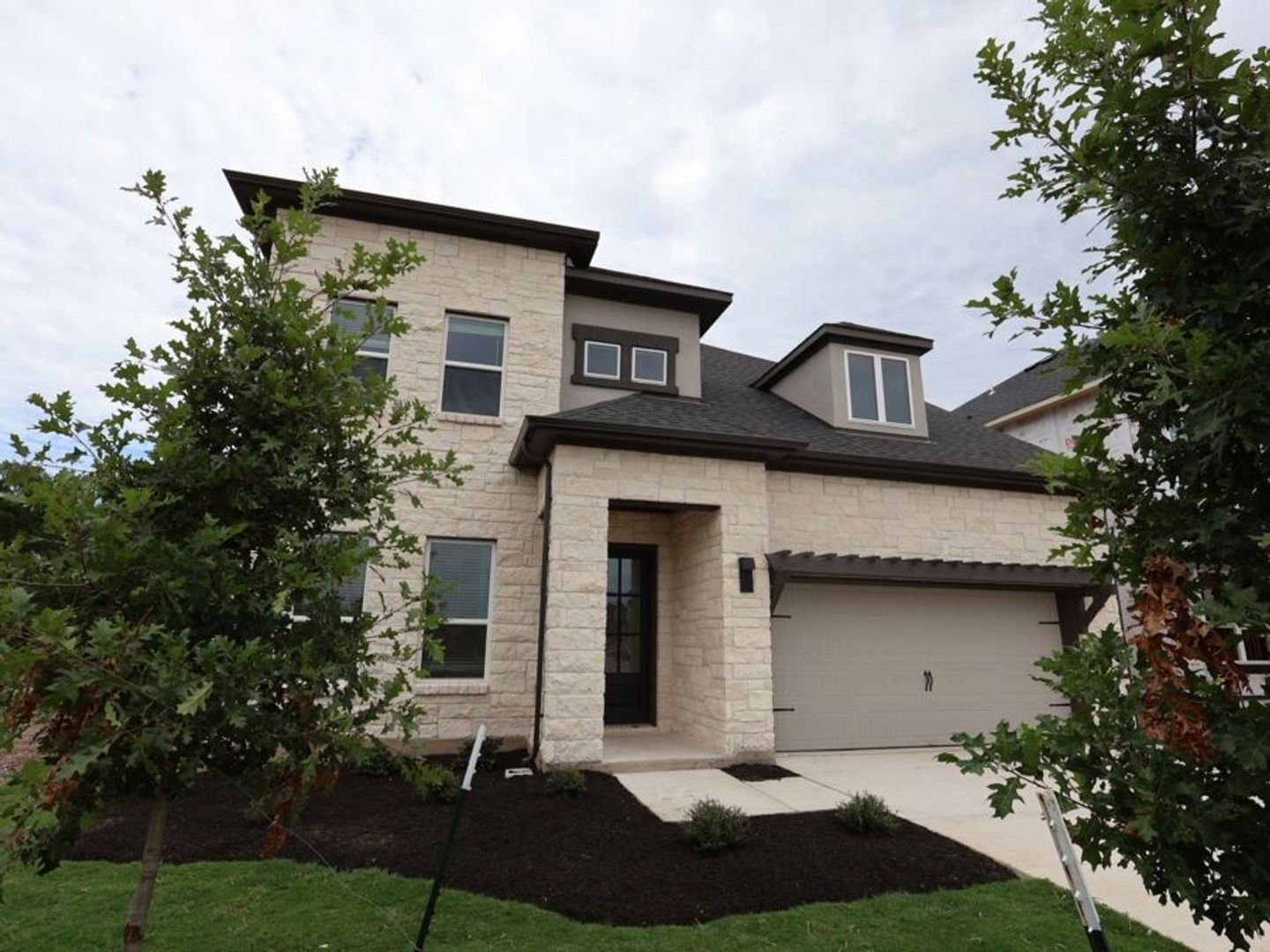 Building Photo - 3609 Helena Wy