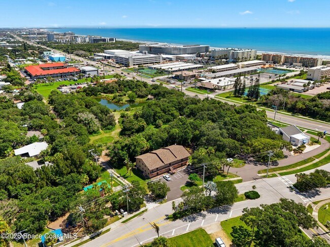 Building Photo - 201 Cocoa Isles Blvd