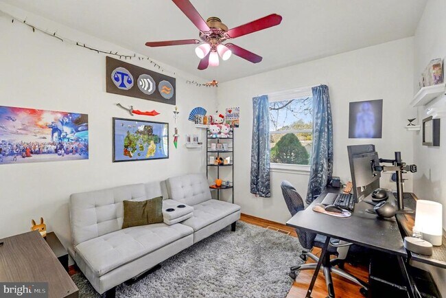 Building Photo - 4111 Hoffman Dr