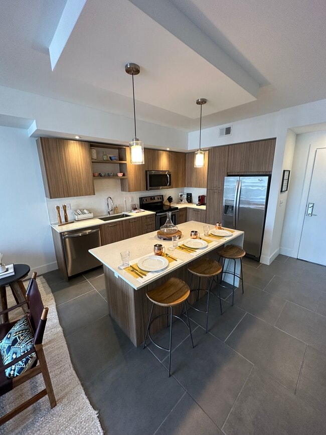 Primary Photo - 190 NE 26th St