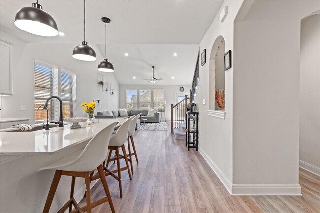 Building Photo - 156 Janelle Ln