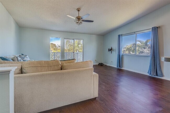 Building Photo - 508 Garland Cir