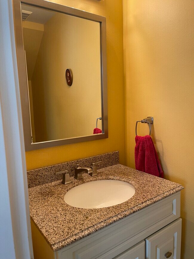 Building Photo - 15407 36th Dr SE