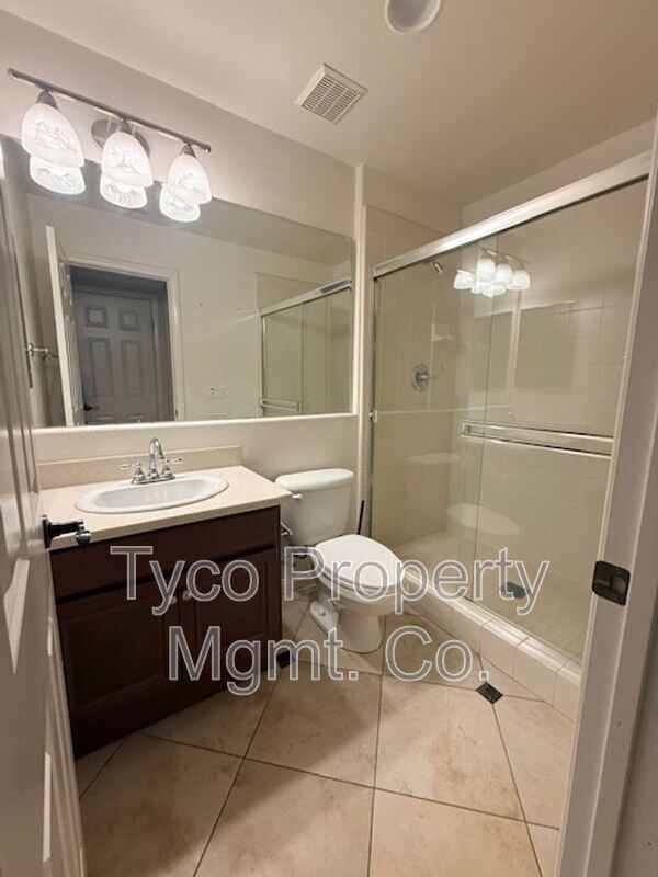 Building Photo - 5215 Sandbar Cove Way