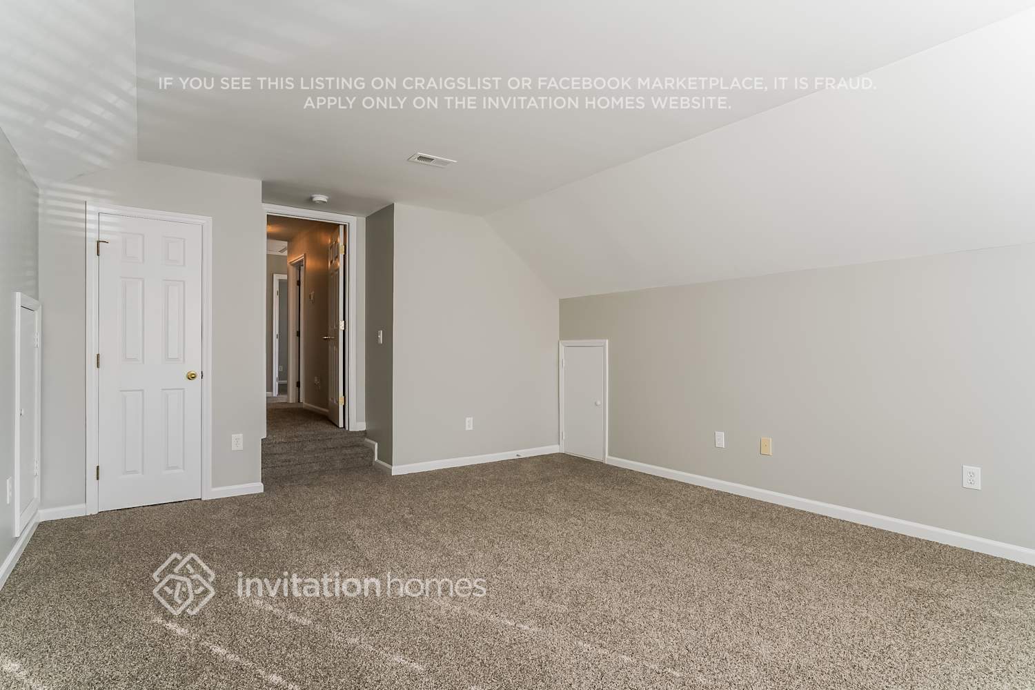 Building Photo - 200 Gooseberry Dr