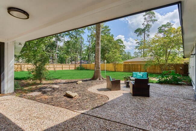 Building Photo - 6214 Fawnwood Dr