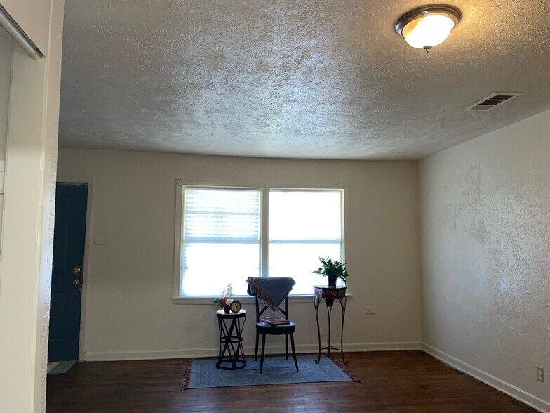 Building Photo - 4325 Forbes St